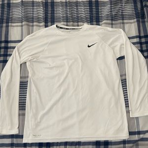 Nike Dri-Fit Longsleeve Size Large